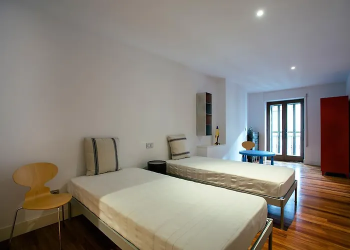 Alderdi Eder By People San Sebastián