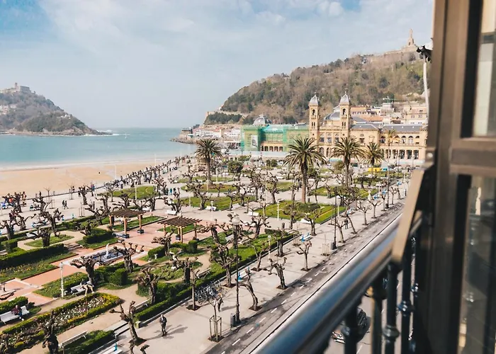 Alderdi Eder By People *