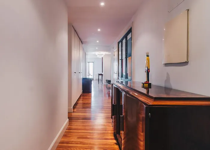 Alderdi Eder By People * San Sebastián