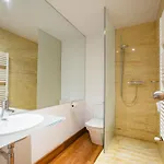Alderdi Eder By People Apartment