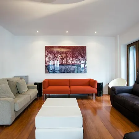 Alderdi Eder By People Сан-Себастьян