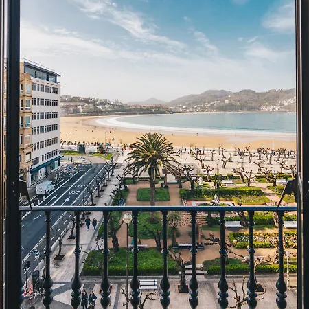 Alderdi Eder By People Апартаменти *