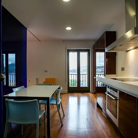 Alderdi Eder By People San Sebastián