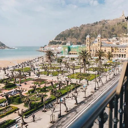 Alderdi Eder By People *