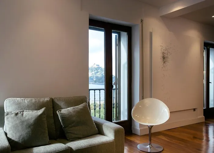 Alderdi Eder By People Apartment *