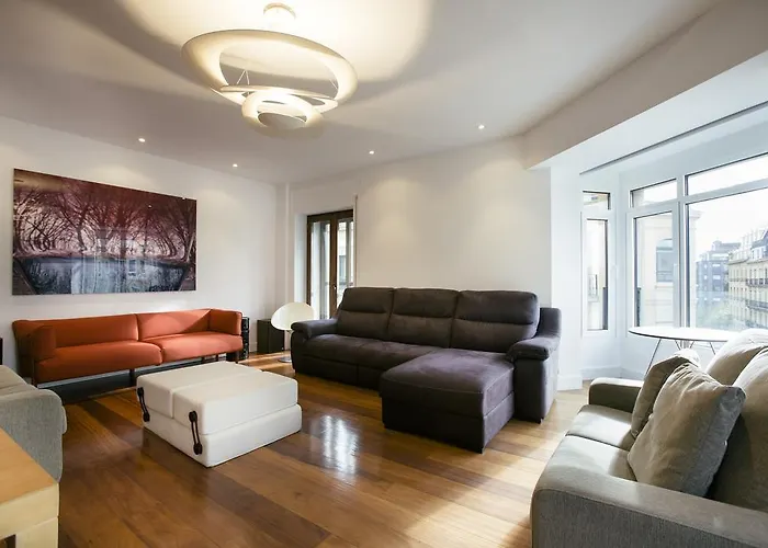 Alderdi Eder By People * San Sebastian